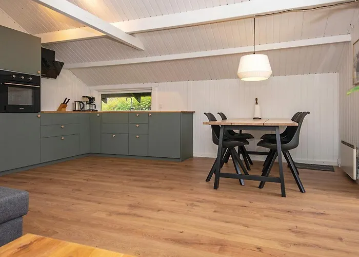 X Holiday home *